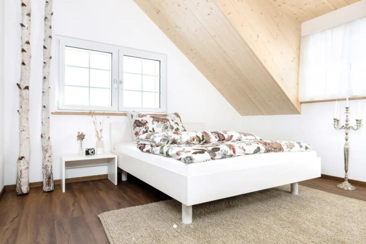 Bettmöbel Massivholz Planeta Hugener